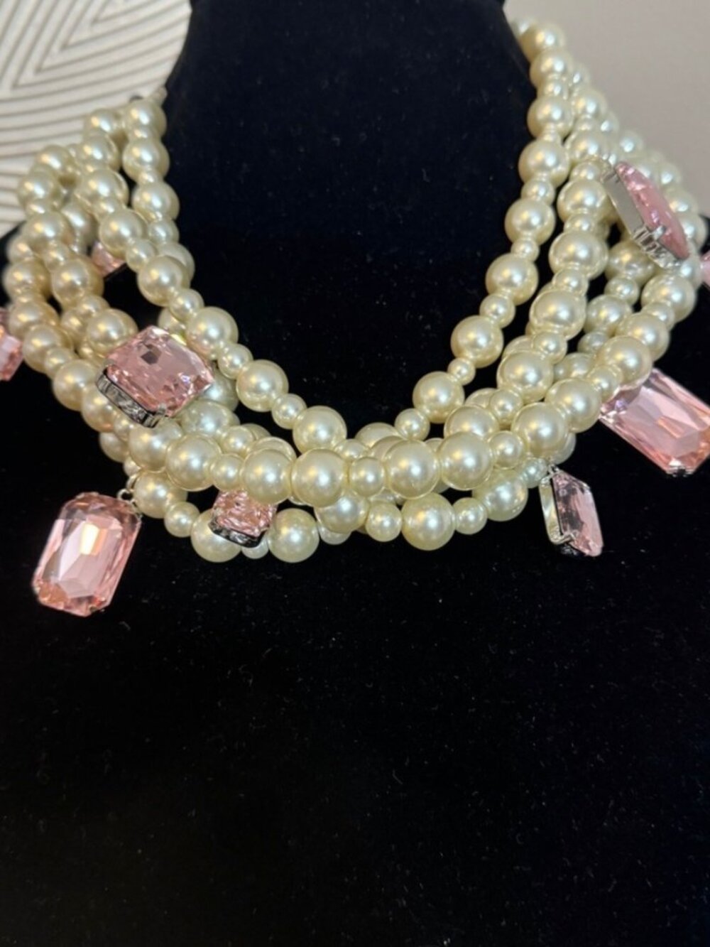 5 Strand Off White Pearl Statement Necklace Pink Crystal Accents NWT - Picture 3 of 6